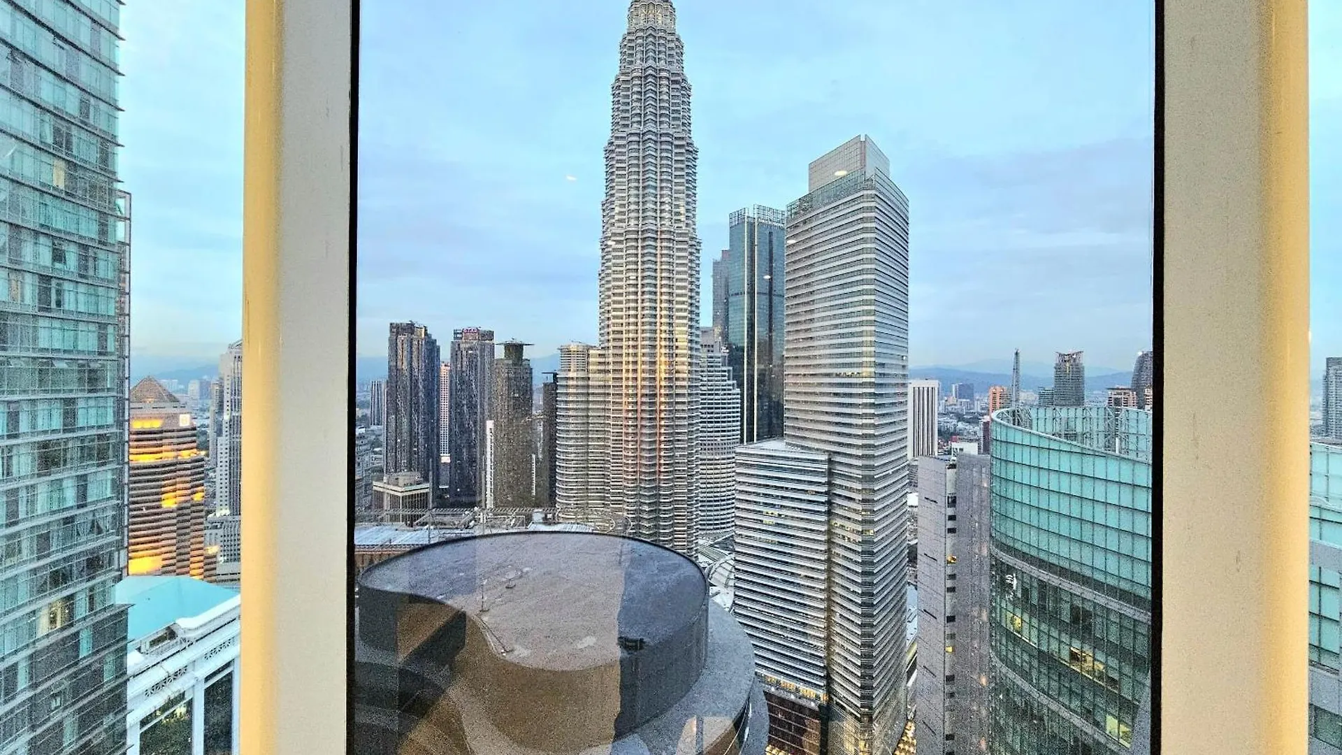 Sky Suites Klcc By Ali Kuala Lumpur